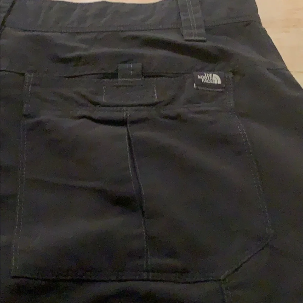The North Face Charcoal Gray Cargo Shorts size 36